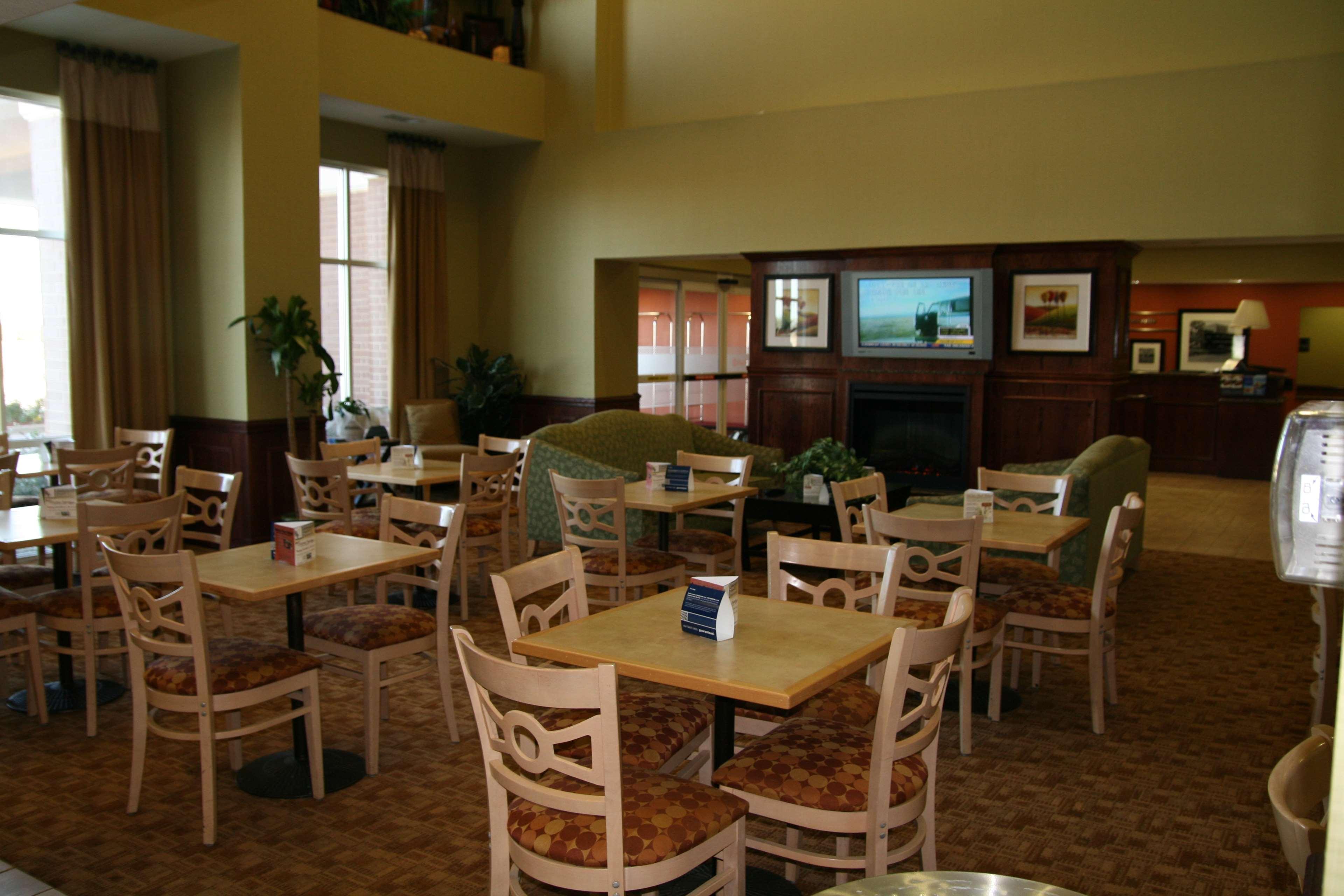 Hampton Inn & Suites Gainesville Restaurante foto