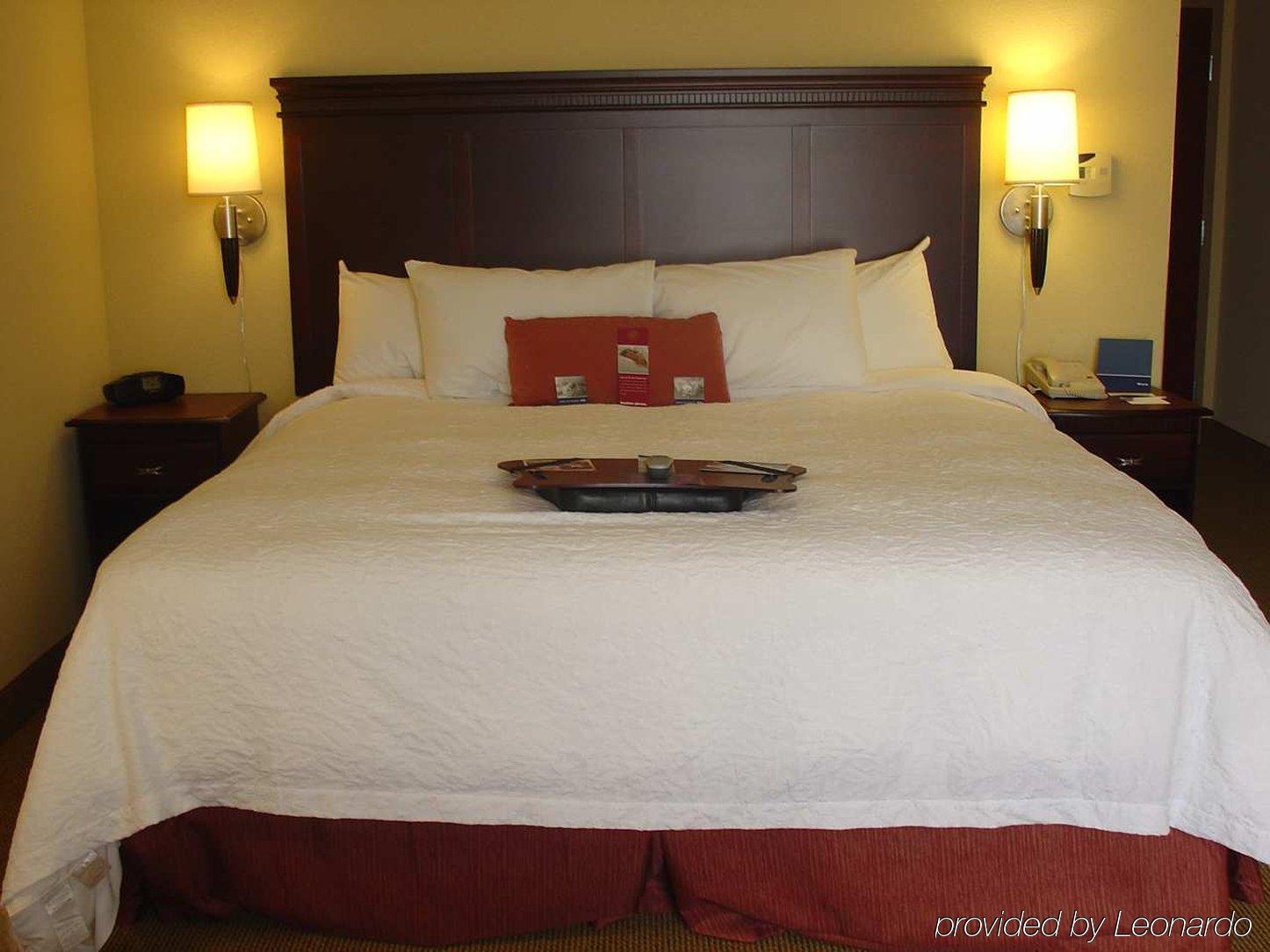 Hampton Inn & Suites Gainesville Quarto foto